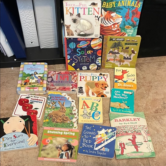 Baby Book Collection - Picture 1 of 2